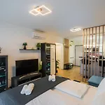 Myflat Coral 8 *
