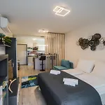 Myflat Coral 8 *