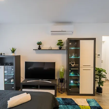 Myflat Coral 8 Siófok