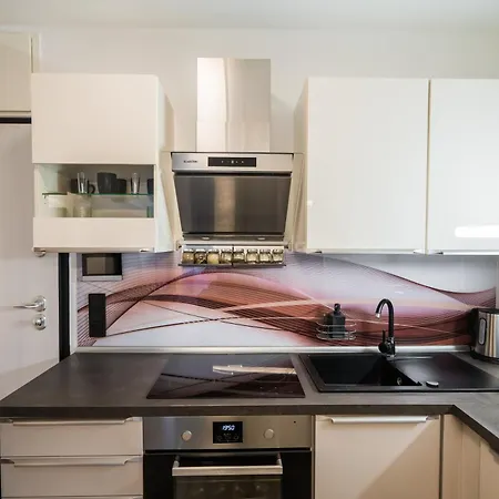 Myflat Coral 8 * Siófok