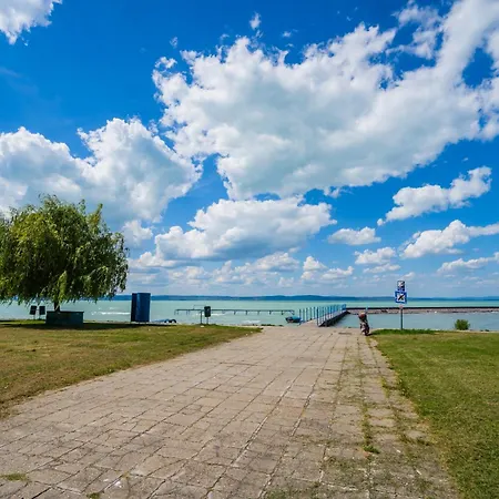 Appartement Myflat Coral 8 *