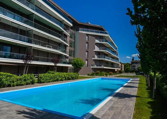 Διαμέρισμα Myflat Coral 8 *